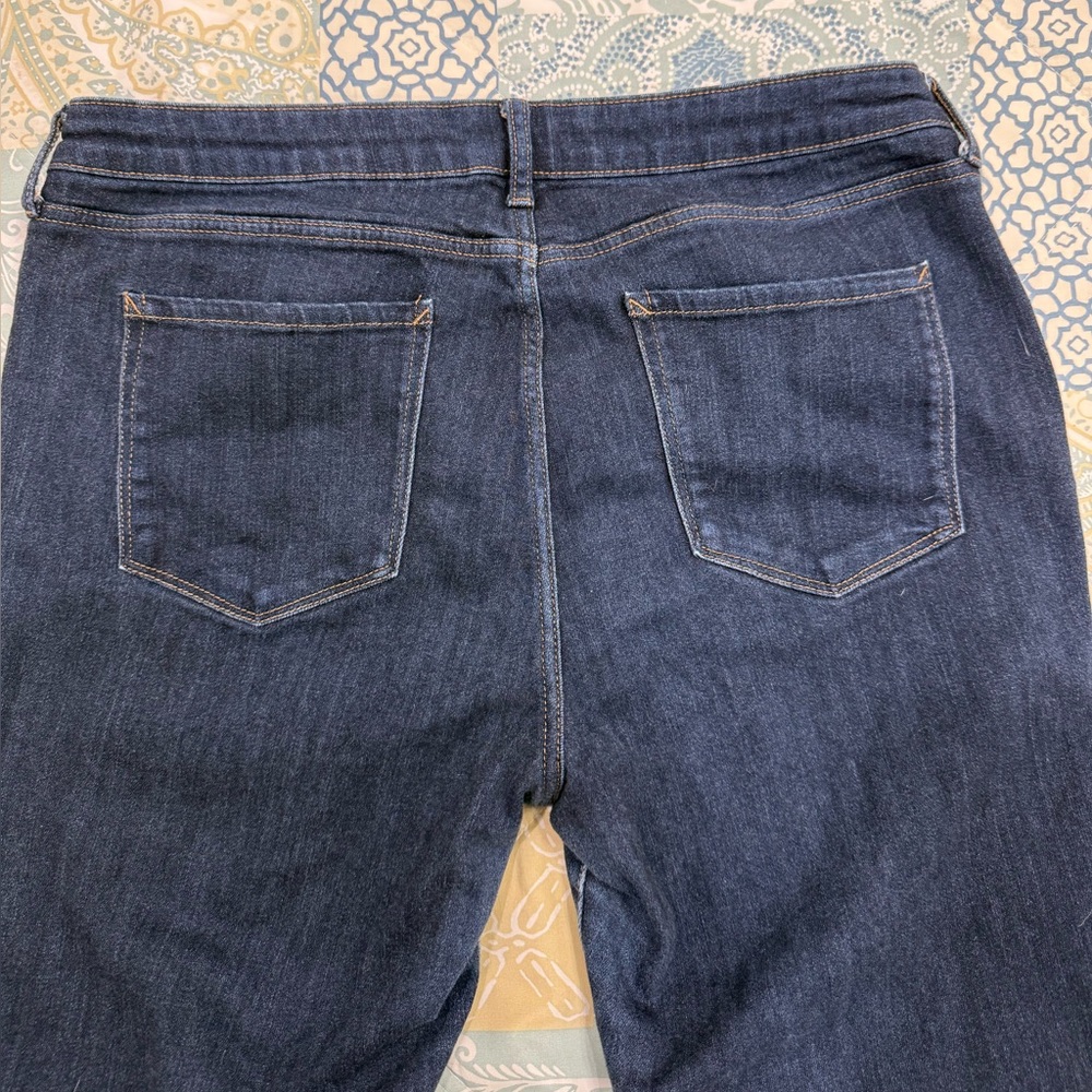 Mid Rise Slim Bootcut a.n.a. Jeans Size 16 - Picture 8 of 9